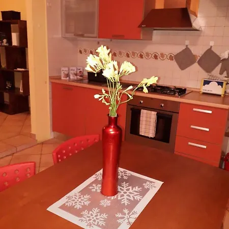 דירה Casa Vacanze Nel Borgo פארמה