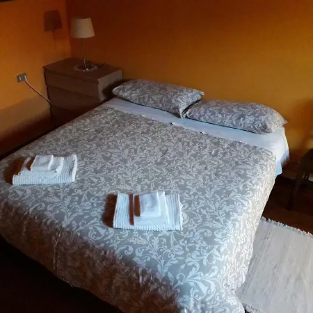 דירה Casa Vacanze Nel Borgo *